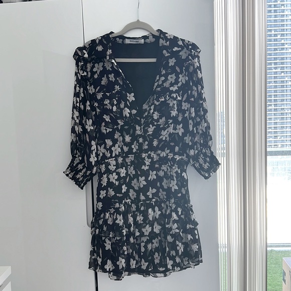 DO+BE Dresses & Skirts - Medium sized DO+BE dress. Black with light pink/white flowers.